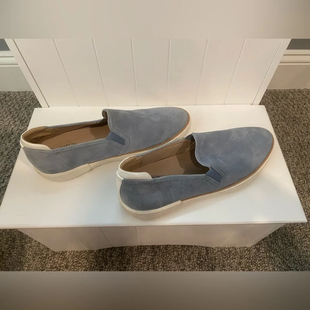 Naturalizer Blue Slip-On Loafers - Picture 3 of 4